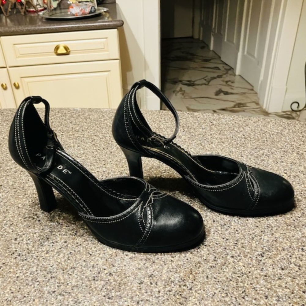 Vintage Leather Parade Ankle Strap Pumps Size 8